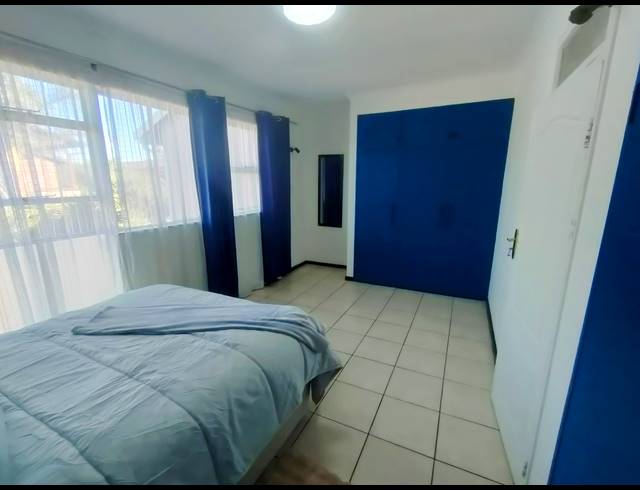 2 BEDROOM TOWNHOUSE FOR SALE IN BRACKENHURST